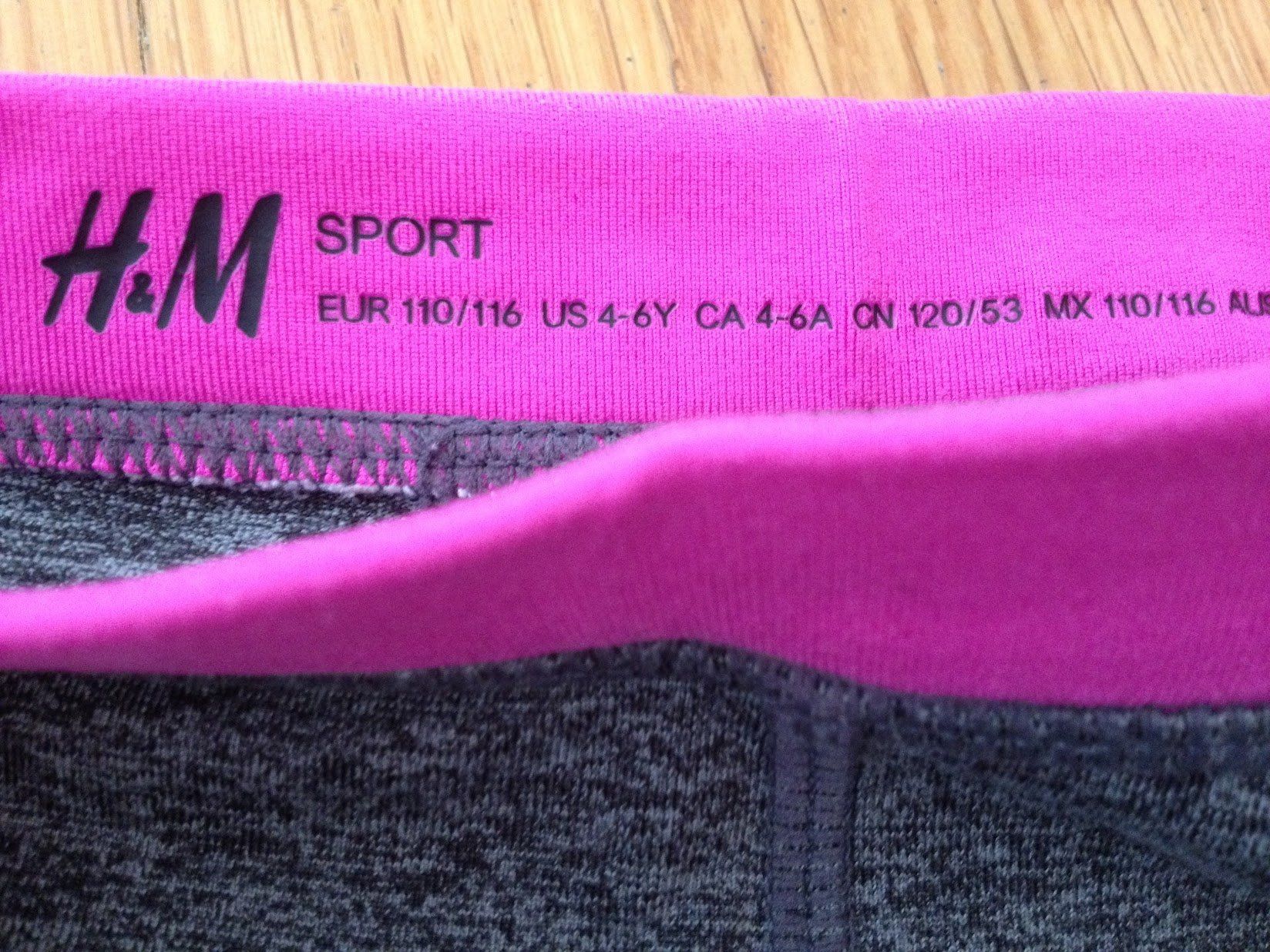 H&M Calze & Collant: Sport Leggins, gr. 110-116 – Usato da Dübendorf venduto da Fip05 1