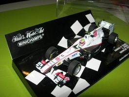 Sauber F1 Team 2011 S.Perez, Showcar *  Minichamps 1:43