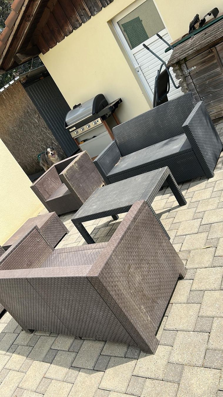 Divani: canapé extérieur  – Usato da Montbrelloz venduto da vin_fcv9