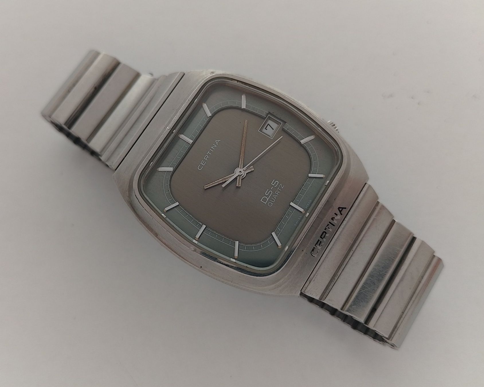 Certina Montres: Vintage Certina DS-5 Quartz "TV-Screen"-Design – D'occasion à Basel par Givens_Watches 1