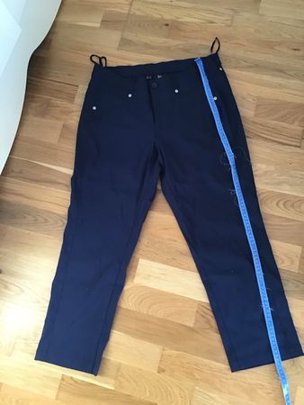 Neuwertig Dunkelblaue  Hose Gr.42 Top Zustand für Damen