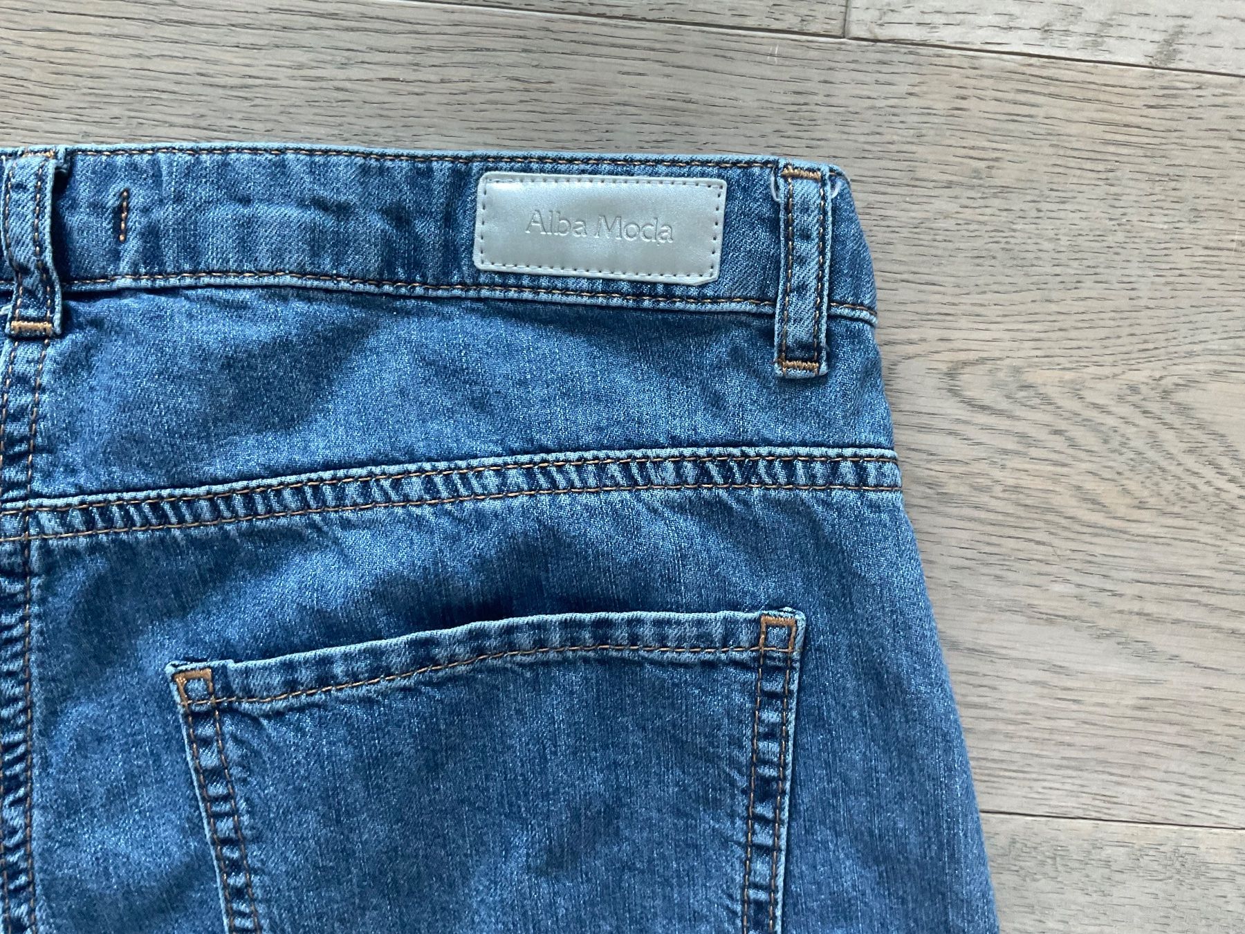 Alba Moda Jeans: Alba Moda Jeans – Gebraucht aus Figino von Stefano03 1