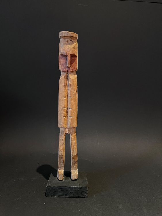 Shaking Wooden Man - Wackelnde Holzfigur Als Schreibtischdekoration