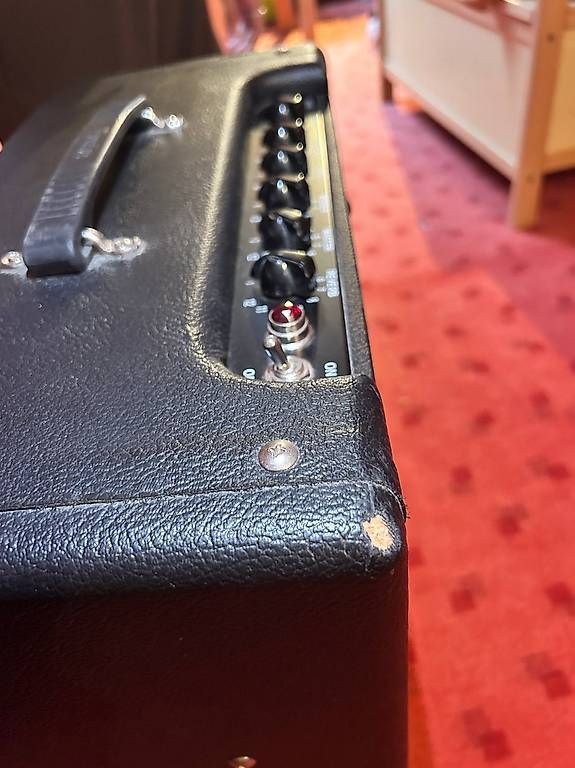 Fender Amplificatori: Fender Blues Junior III, Gitarren-Verstärker – Usato da Flawil venduto da Theresa00 2