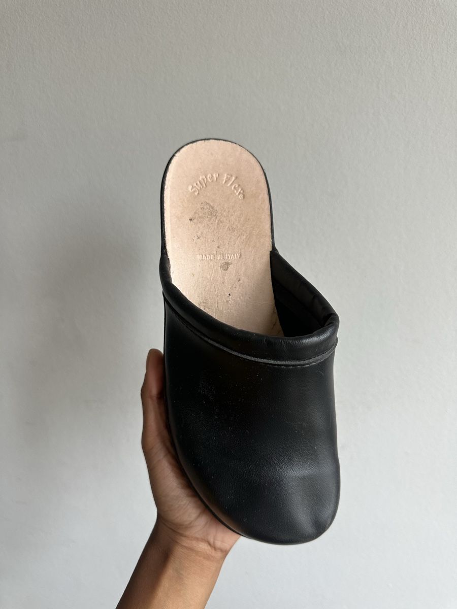 Damenschuhe: Sabots noirs en cuir taille 40 – Gebraucht aus Yverdon-les-Bains von Laureetlargent 2