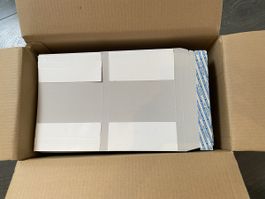 100 Versandumschläge 21,4 x 17 x 1,6cm 500mg 
