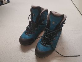 LOWA Wanderschuhe Damen Gr. 41, wie neu, GoreTex, Vibram