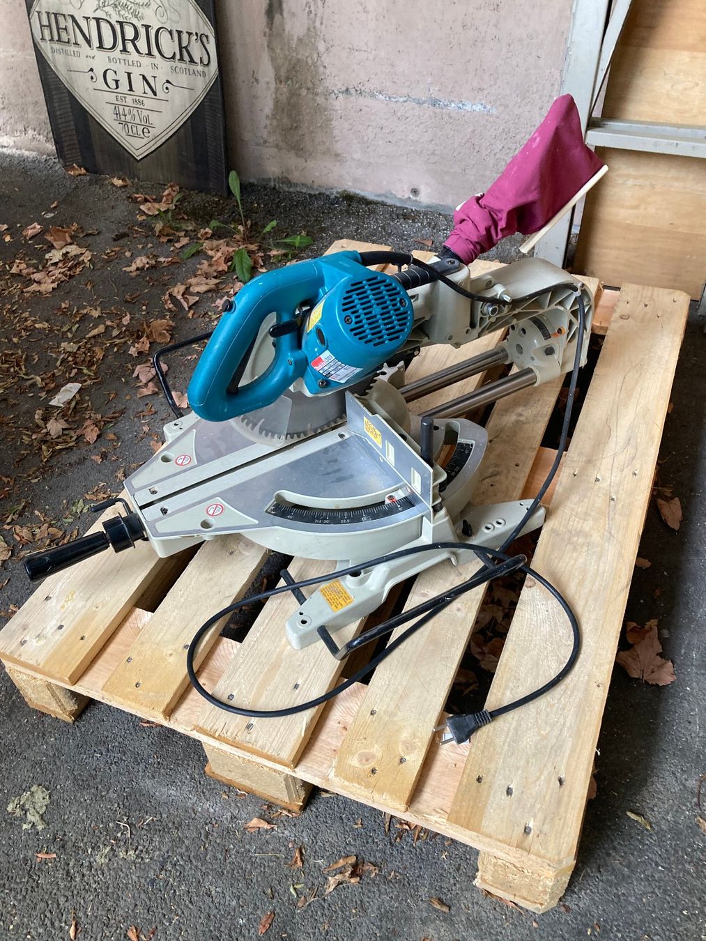 Makita Seghe: Makita Kappsäge LS1013 – Usato da Uster venduto da Deltabox 2