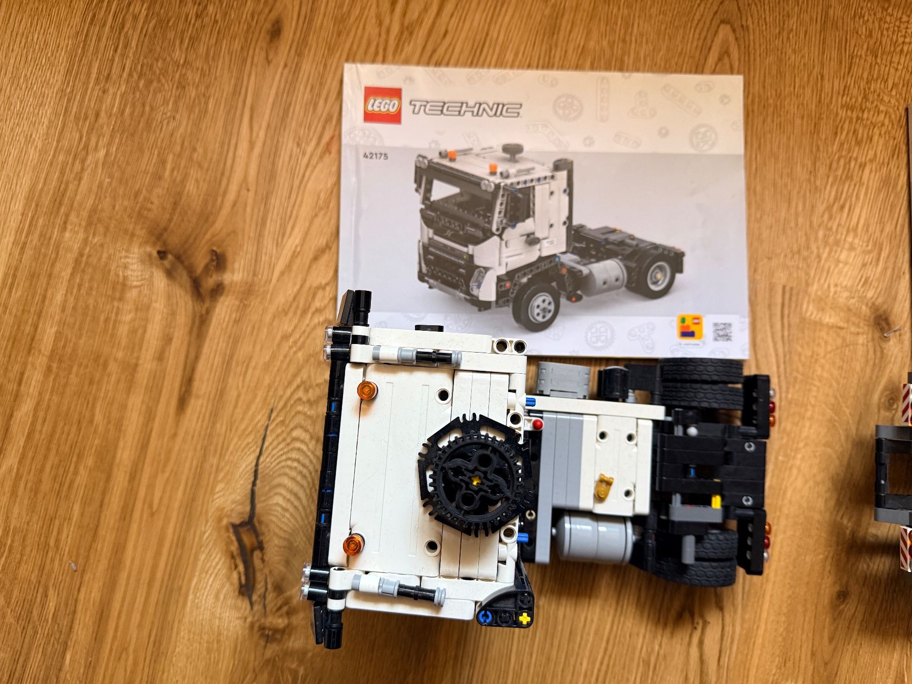 Lego Spielzeuge: Lego Technics Laster 42175 (unvollständig) – Gebraucht aus Aarau von Wertstueck 2