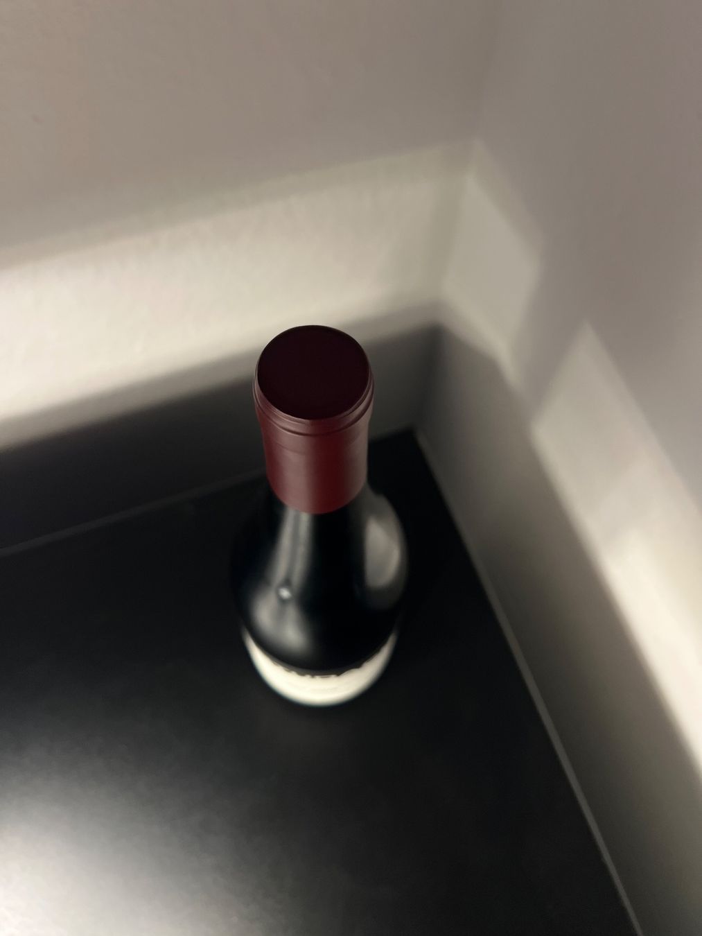 Studach Vino: Studach Pinot Noir 2024 – Nuovo (secondo la descrizione) da Rümlang venduto da nikki_ 1