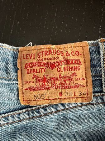 Original Levi Shorts 505