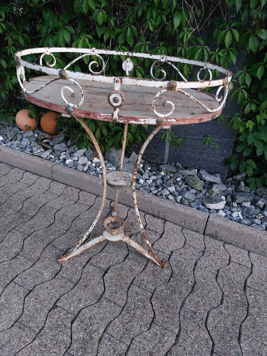 Vasi per fiori: Antike Garten Jardine're um anfangs 1800 – Usato da Ganterschwil venduto da HeidiuPeter 2