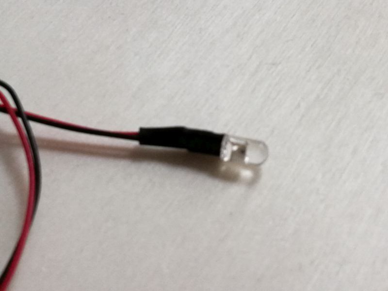 Componenti elettronici: LED warmweiss 3mm, randlos, verkabelt – Nuovo (secondo la descrizione) da Luzern venduto da Salefactory 2