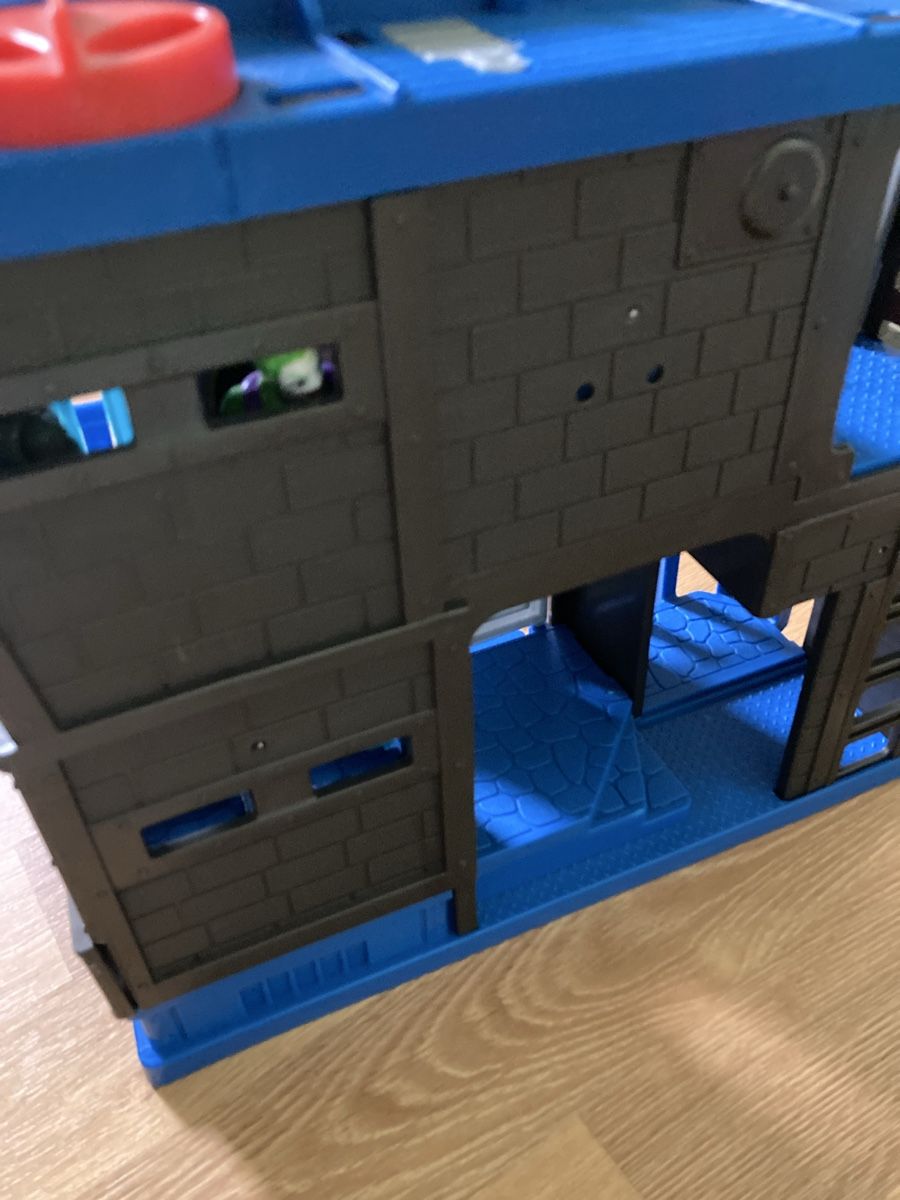 Giocattoli: Batman Gotham City Jail Spielset – Usato da Emmenbrücke venduto da JJ_89 3