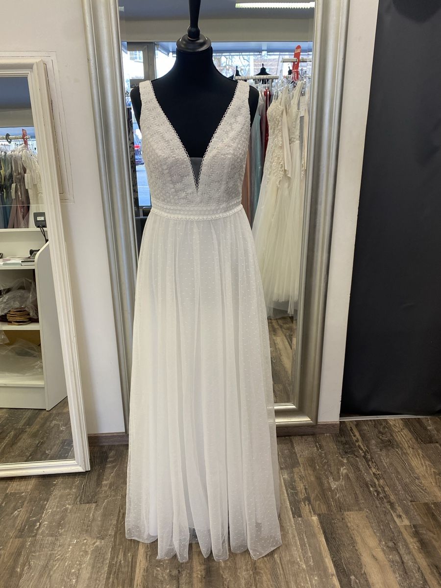 Vestiti: Wunderschönes Brautkleid 38 neuwertig! – Nuovo (secondo la descrizione) da Schlatt ZH venduto da mak_wrr6