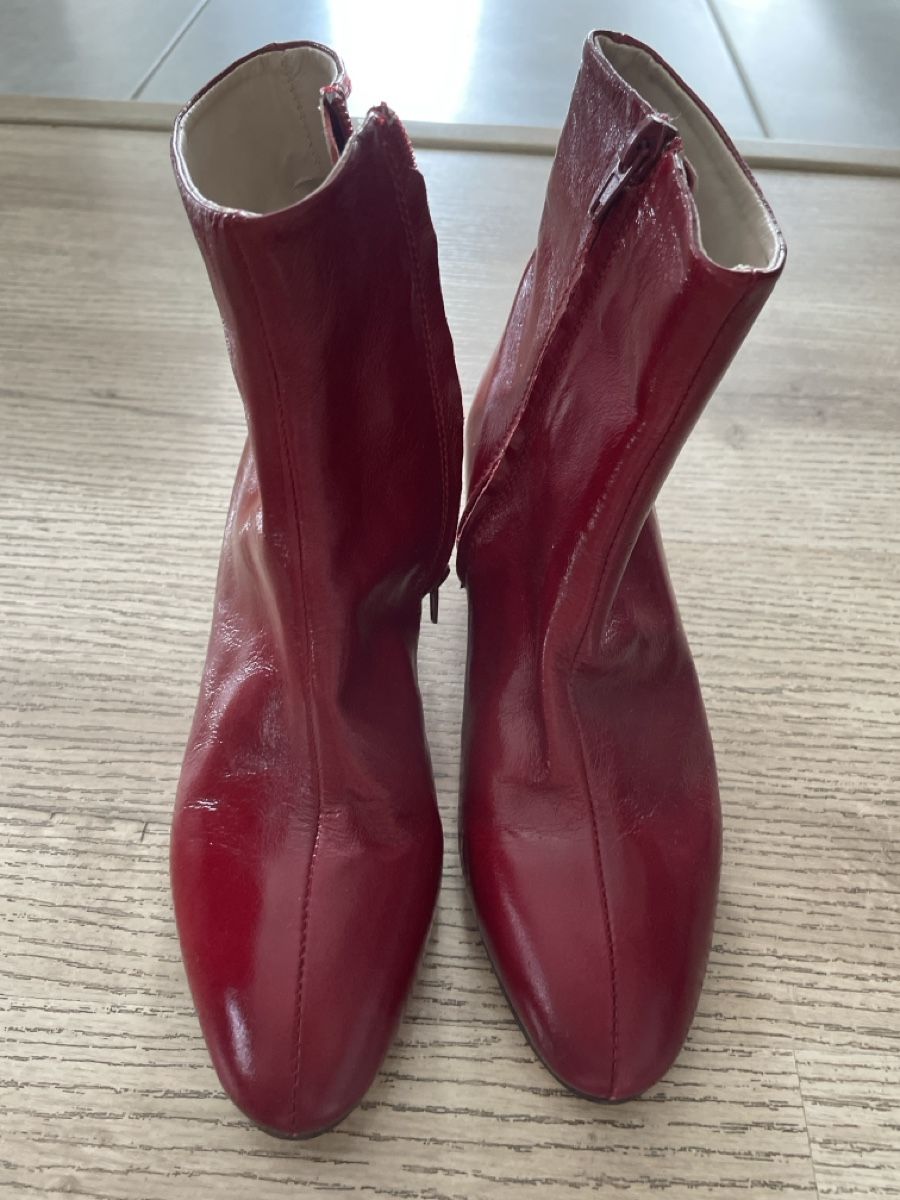 Zara Scarpe da donna: Chic Burgundy Patent Leather Ankle Boots – Nuovo (secondo la descrizione) da Vessy venduto da jie_gl9n 6