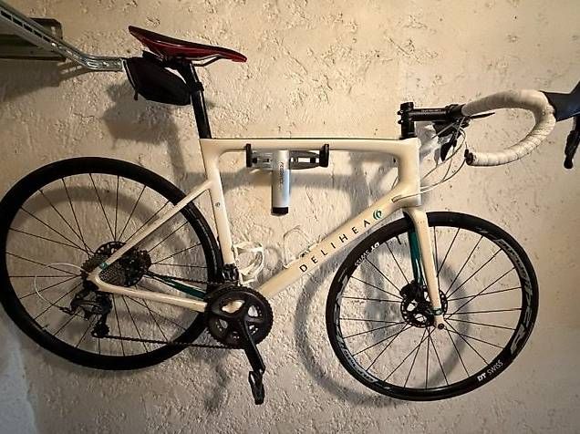 Vélos: Rennvelo mit Carbon-Rahmen 58Grösse – D'occasion à Riehen par andrefuerbringer
