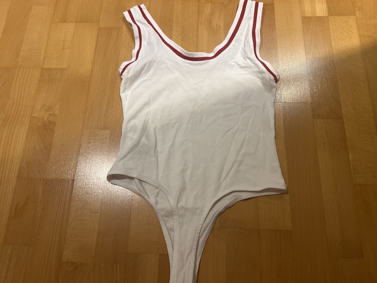 Guess Top: Body Guess Vintage Grösse S – Usato da Oberengstringen venduto da pri_c8jk 4