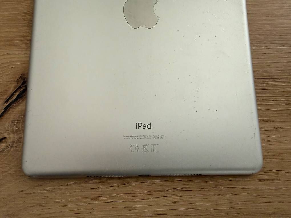 Tablet PC: iPad (Gen. 8, 128 GB) – Usato da St. Gallen venduto da edihida 4