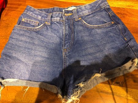 Coole Jeans Shorts Gr. 36, Fransen Look