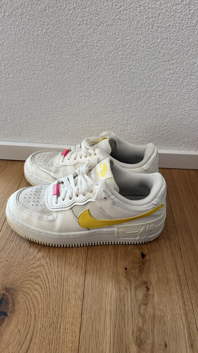 Nike Damenschuhe: Nike Air Force 1 Shadow Sneaker weiss gelb  – Neu (gemäss Beschreibung) aus Frauenfeld von Rebecca.97 1