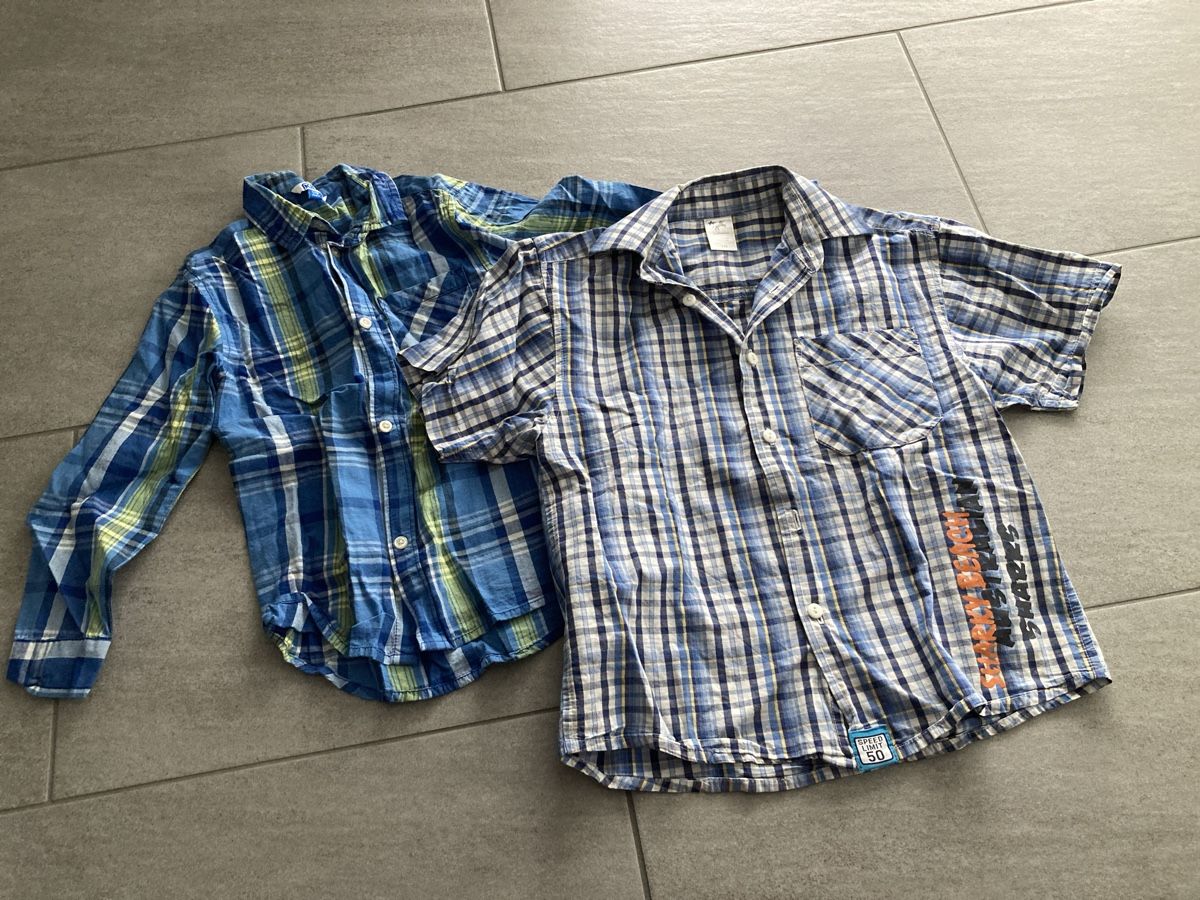Hemden, T-Shirts & Polos: 2 langarm 1 kurzarm Hemd gr.116 – Gebraucht aus Derendingen von Mel.A