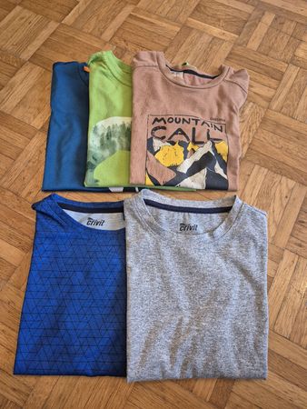 Kleiderpaket Gr. 122/128, 134/140