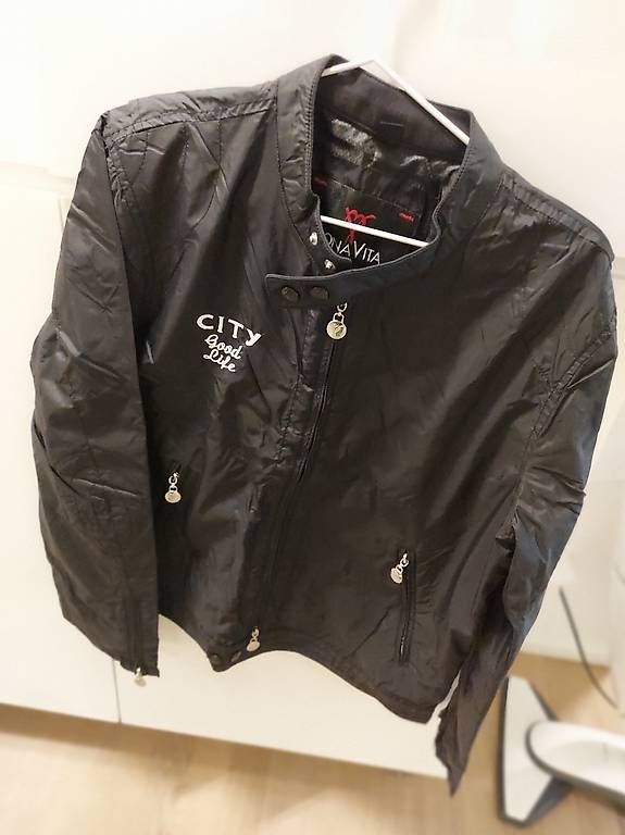 Giacche: Windjacke fur herren tg L – Usato da Hunzenschwil venduto da Jonny-88 1