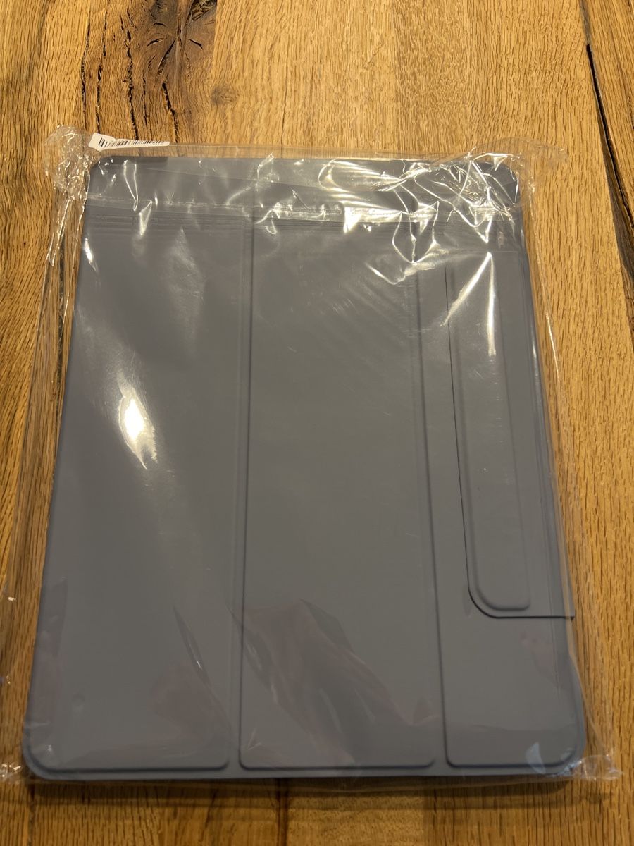 Apple Covers & Taschen: Smart Cover IPad Pro 12.9“ – Neu und originalverpackt aus Thalwil von