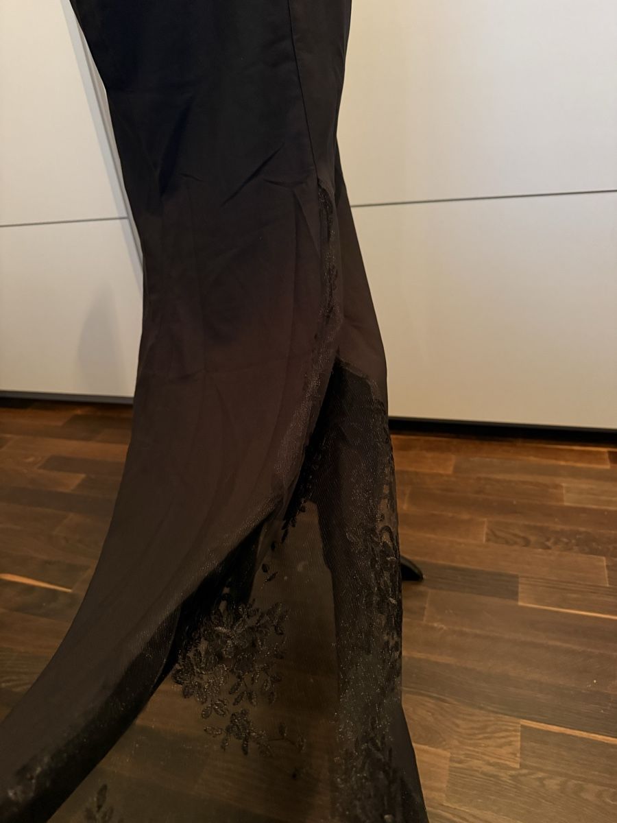 Kleider: Schwarzes Abendkleid in Gr. 36 – Neu (gemäss Beschreibung) aus Olten von ale_nb2x 4
