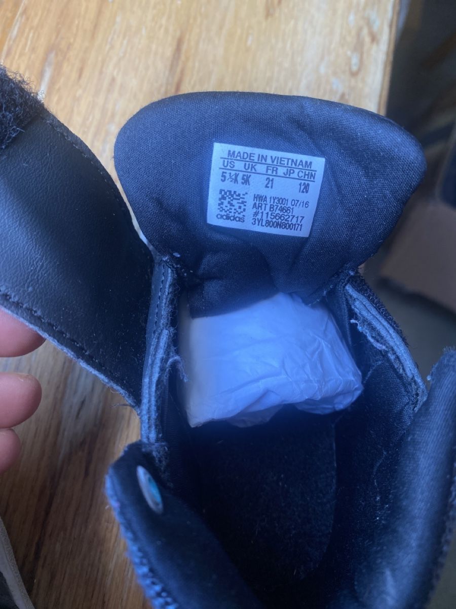Adidas Scarpe per ragazzi: Adidas 21 – Nuovo (secondo la descrizione) da Dübendorf venduto da feusiedi 2