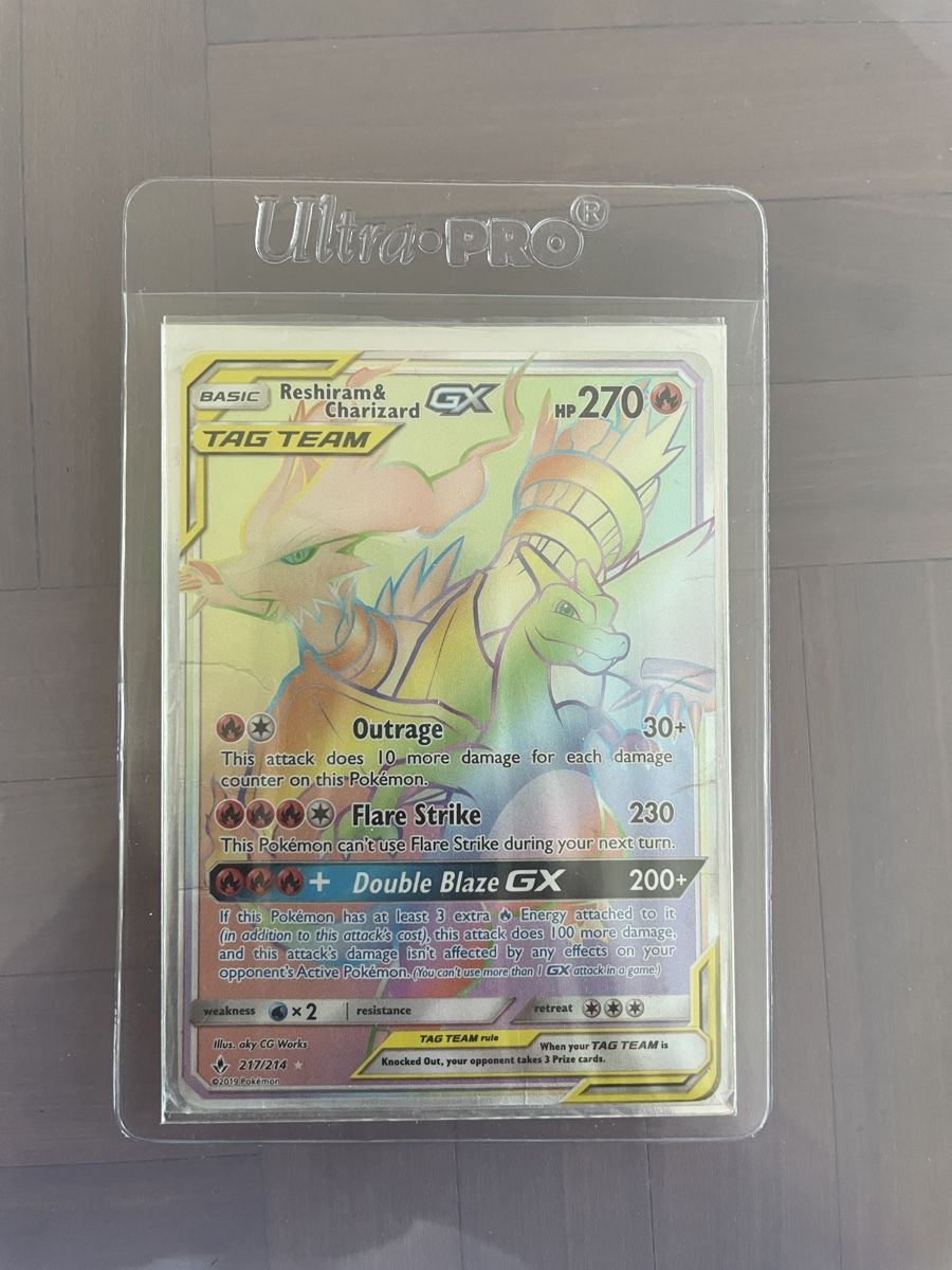 Pokémon Carte collezionabili: Rare Reshiram & Charizard GX Raibow #217 – Usato da Zürich venduto da ahorn1234