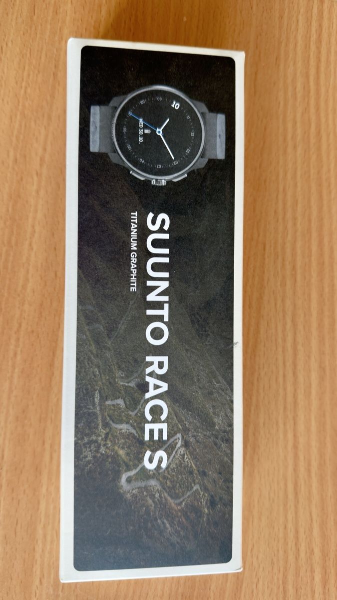 Suunto Smartwatch: Suunto Race S Titanium Graphite grau – Usato da Saillon venduto da Roduitpa 3