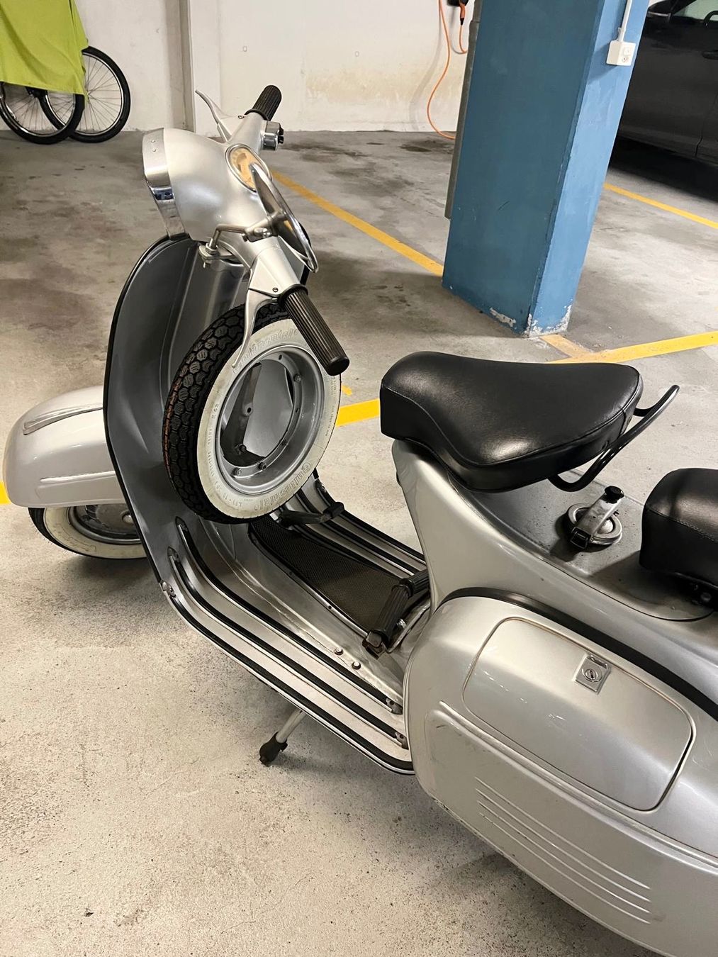 Strasse: Vespa 125 Sprint 1971 – Gebraucht aus Stans von Erazelsa4 2