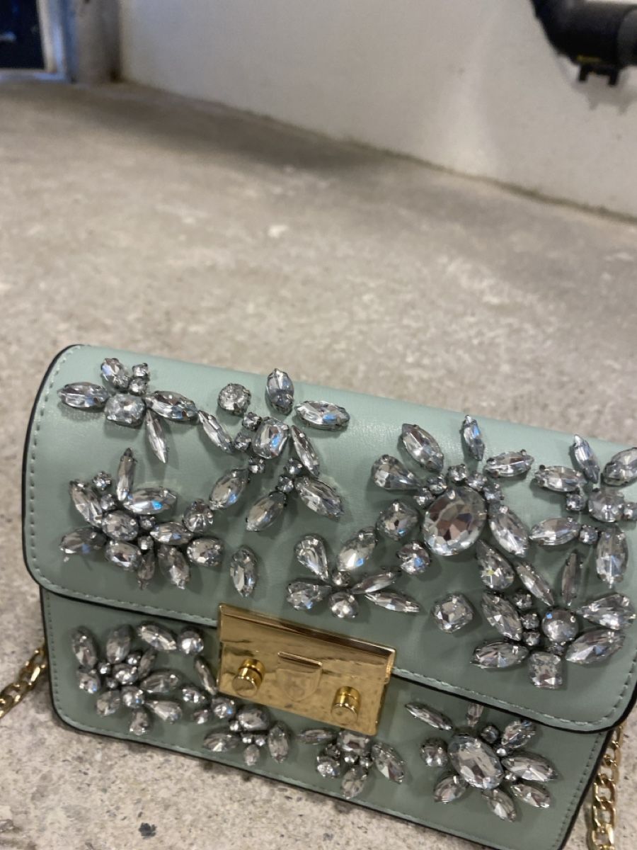 Taschen für Damen: Neue Topshop Tasche Grün – Gebraucht aus Winterthur von beijaflor777 1