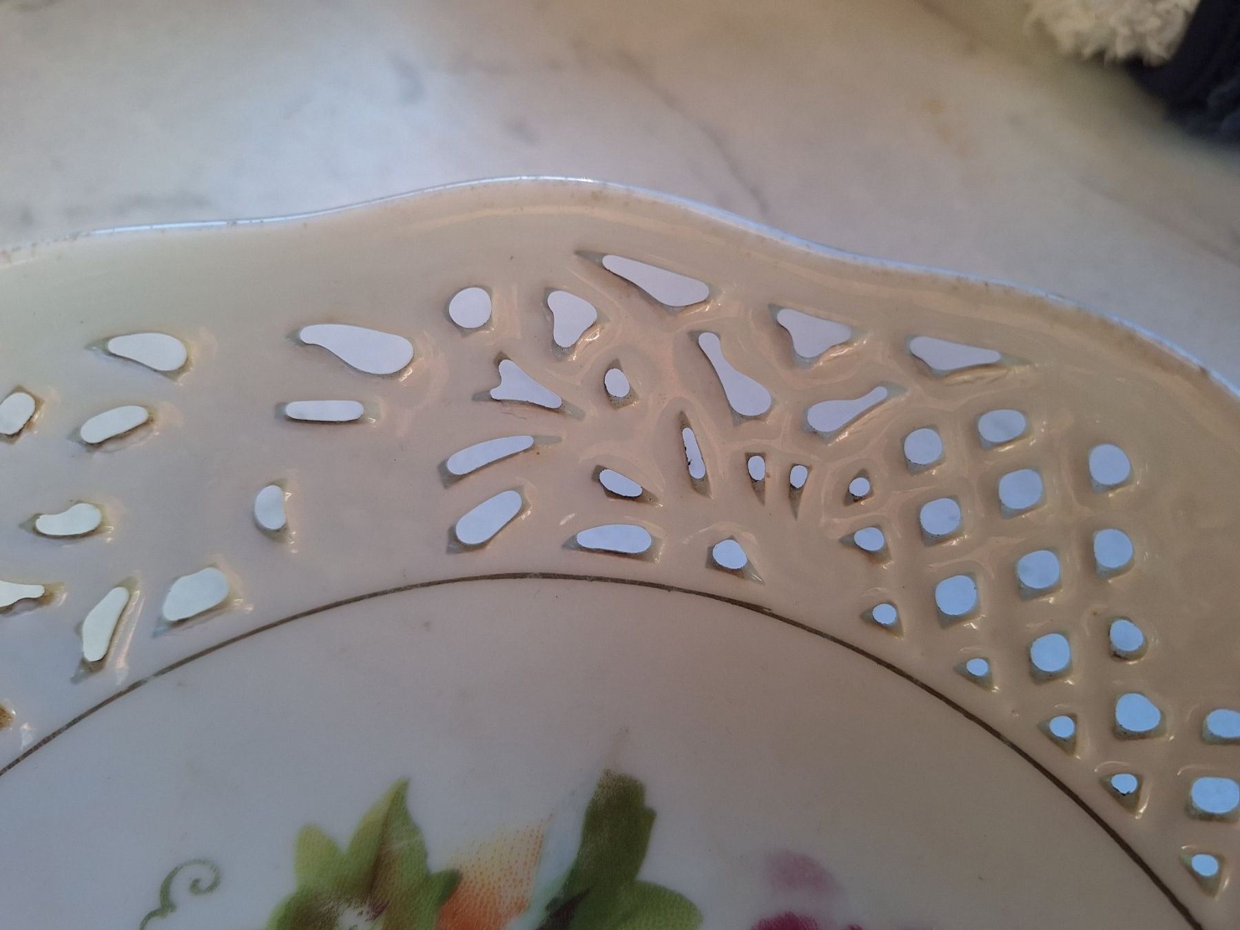 Ciotole: ANTIKE PORZELLANSCHALE – Usato da Huttwil venduto da Kunterbuntli 2