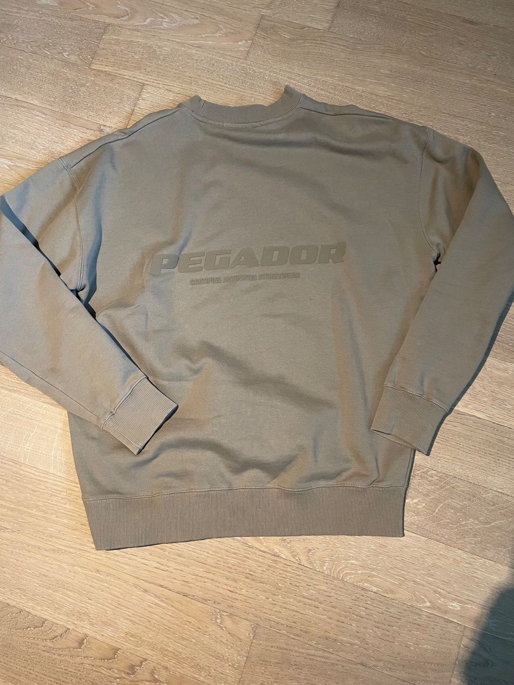 Maglioni & Felpe: Pegador Sweatshirt Grösse M – Usato da Männedorf venduto da Hebejati 1