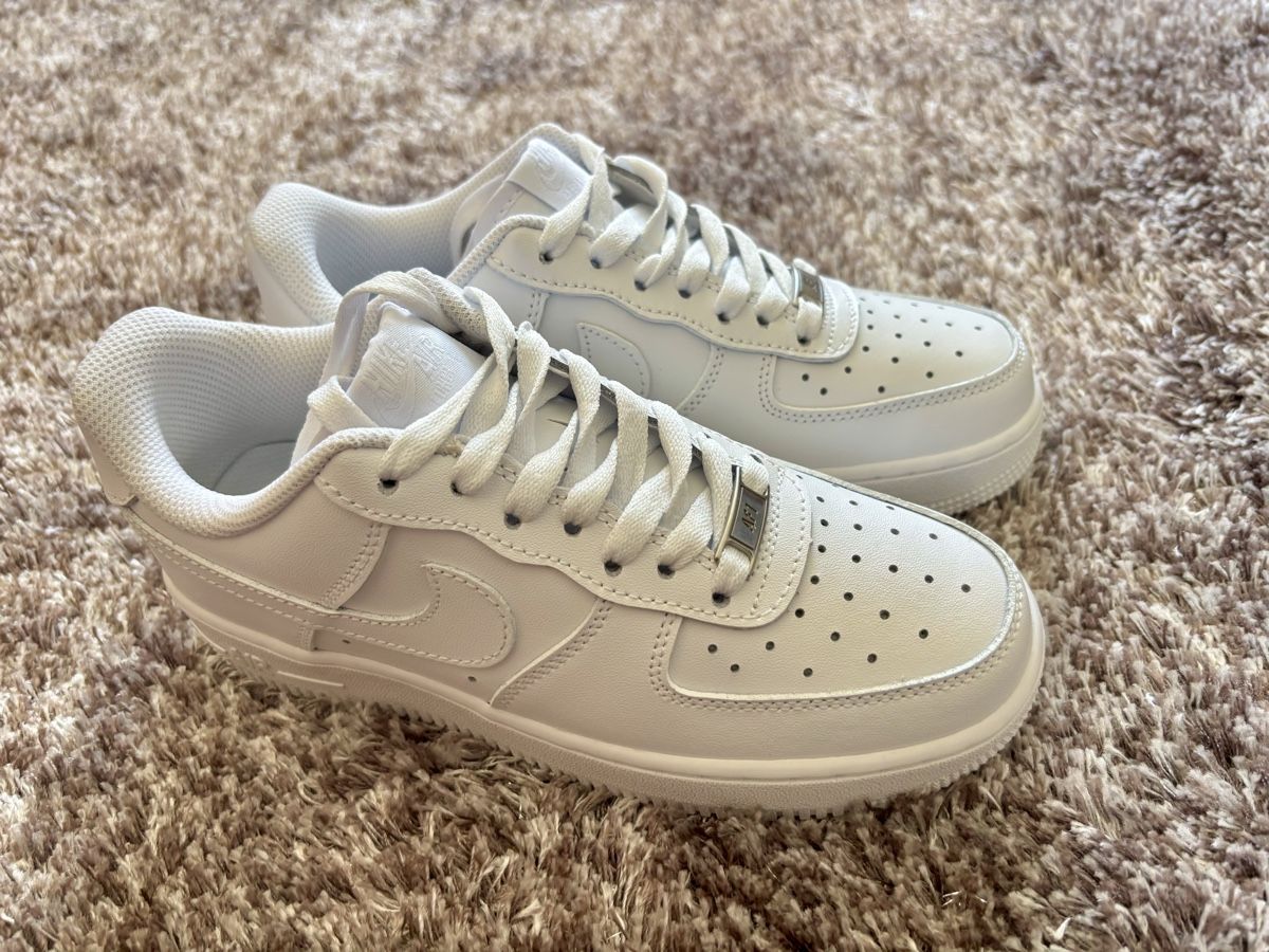 Nike Chaussures hommes: Nike Air Force 1 Low White - Classic Style - Size 37 – Neuf (Voir description) à Bern par kayali21 2