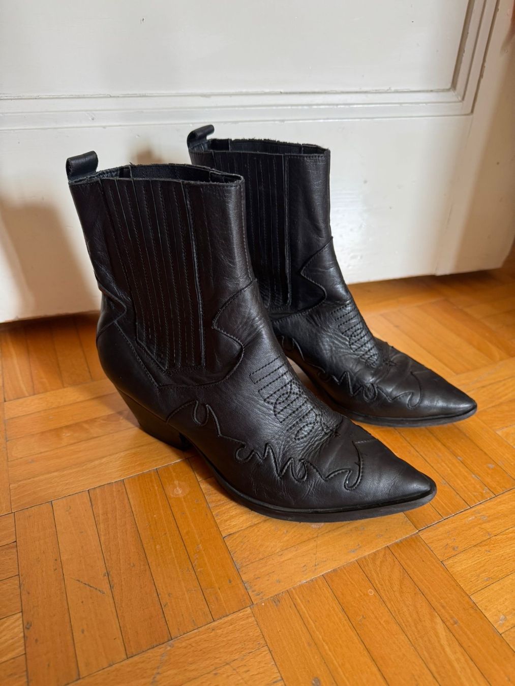 Scarpe da donna: Bottines en cuir – Usato da Dully venduto da IrinaA21 5
