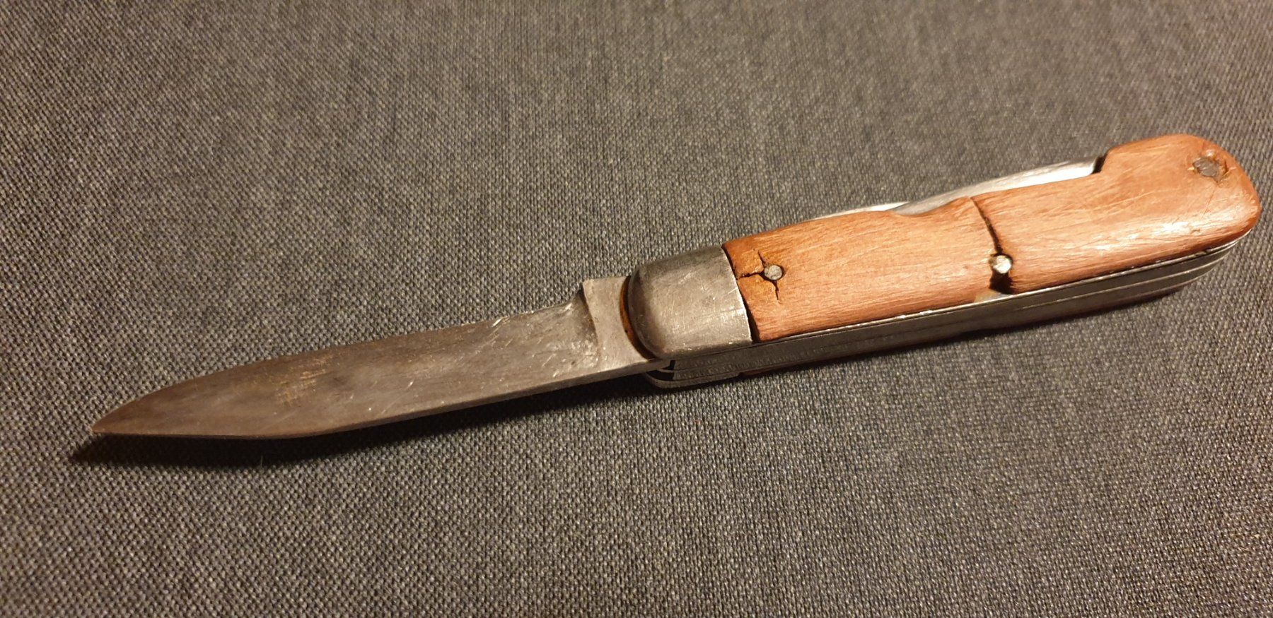 Wenger Coltelli tascabile: Wenger Militar mod 1908 Sackmesser Alt Holz – Usato da Val D Illiez venduto da SnowRoof 1