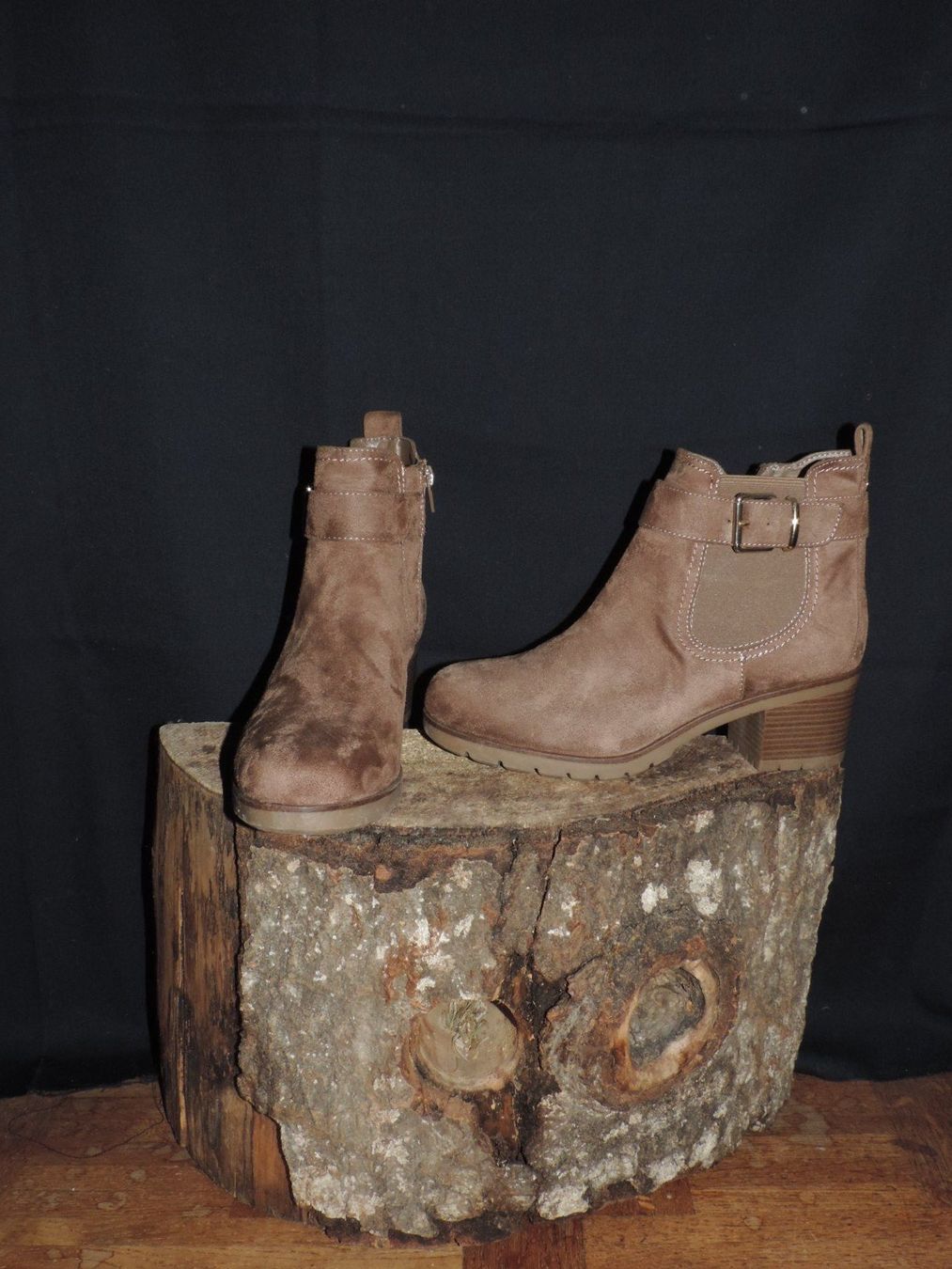 Scarpe da donna: bottines beiges effet daim – Usato da Genève venduto da Axelle333 4