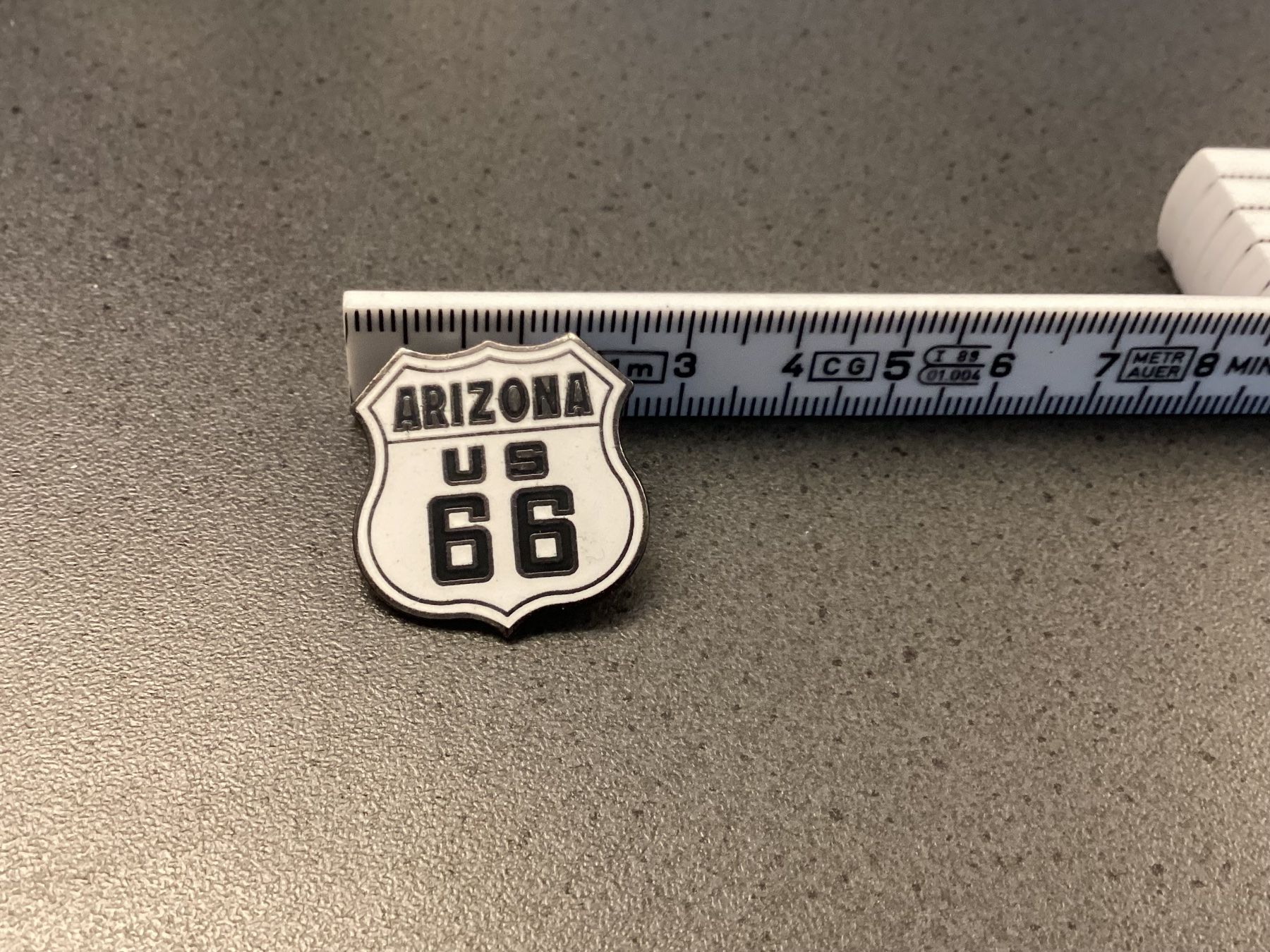 Placchette & Badge: Route 66 Arizona USA, Pin – Nuovo (secondo la descrizione) da Mörschwil venduto da Monzar 2