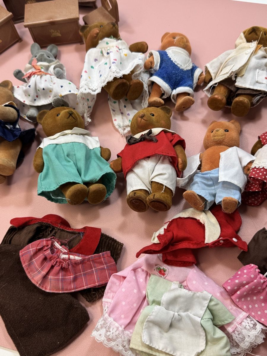 Sylvanian families Bambole: VINTAGE Sylvanian Families MAPLE TOWN – Usato da Bedano venduto da VBimby 5