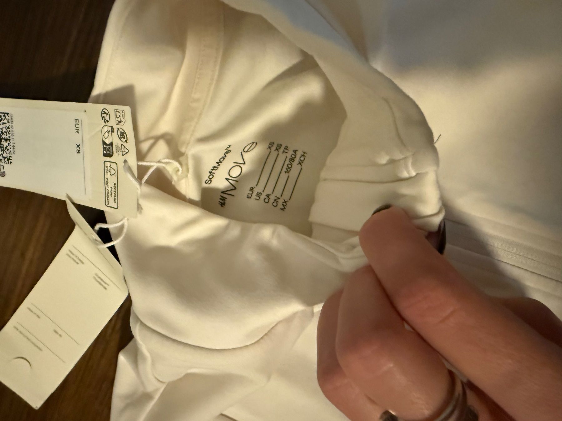 H&M Giacche: H&M Move Sportjacke – Nuovo (secondo la descrizione) da Baden venduto da Kikikickz 1