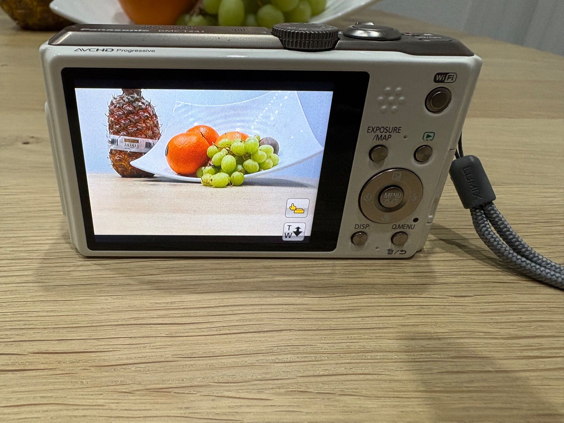 Panasonic Fotocamera: Panasonic Lumix DMC - TZ41 Digitalkamera – Usato da Lausen venduto da sen_jm7c 2