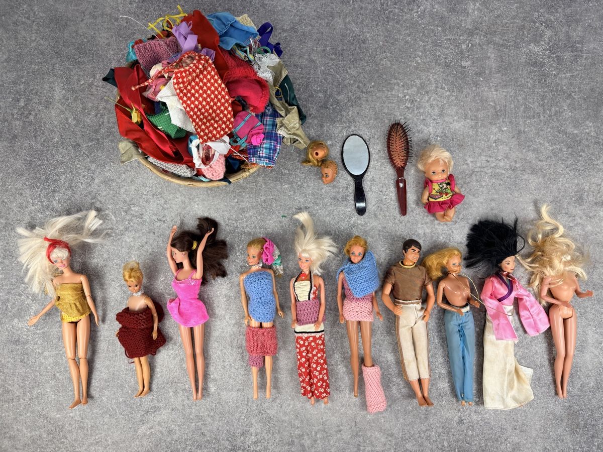 Bambole: Lot de Barbie’s – Usato da Bulle venduto da ABELiAM
