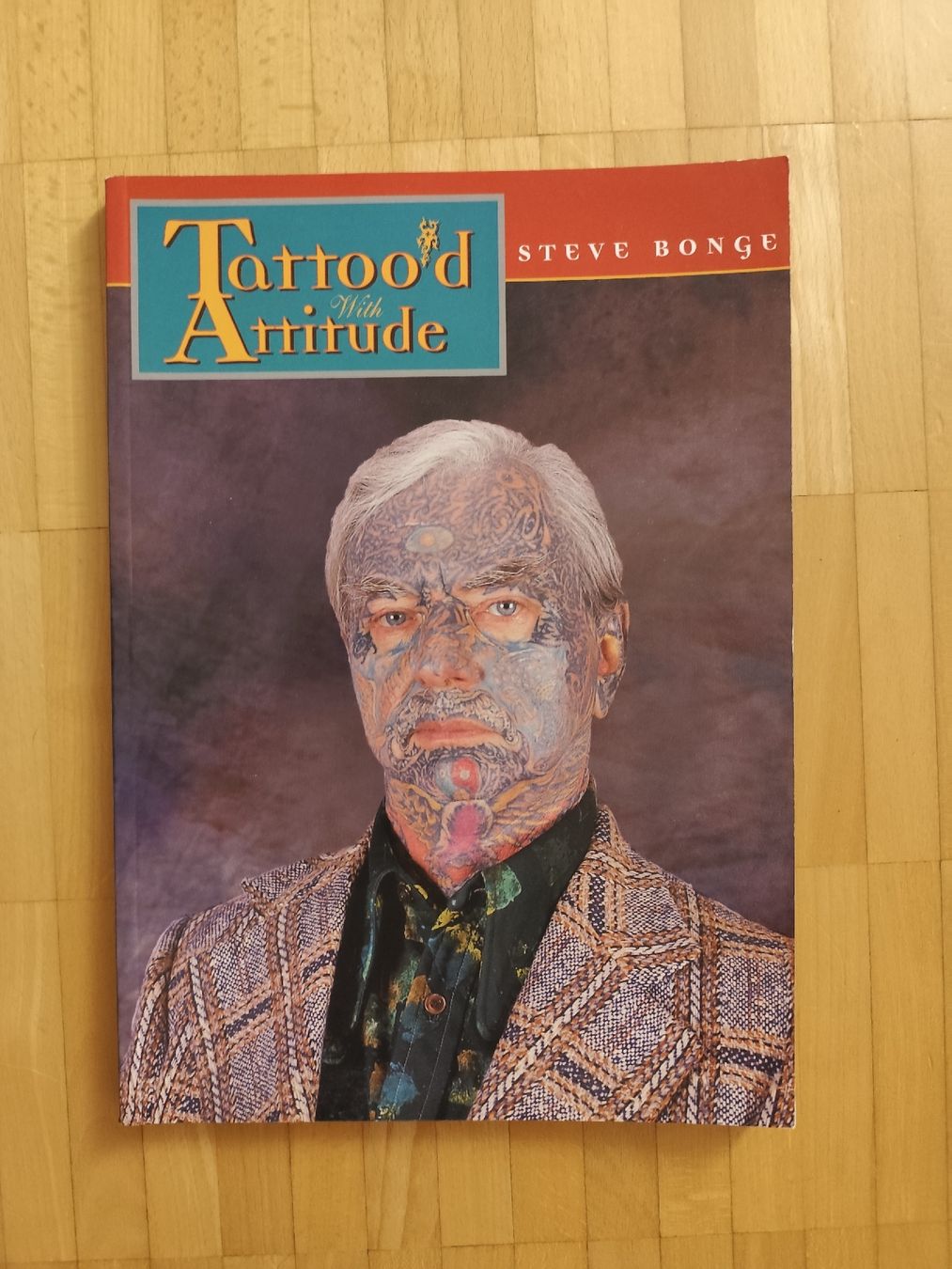 Libri: Tattooed Attitude book – Usato da Zuerich venduto da Culoshaker