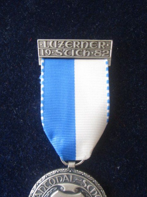 Medaglie: Luzerner Stich 1982 emailliertes Gemeindewappen Hohenrain – Nuovo (secondo la descrizione) da Luzern venduto da Horoskop1 2