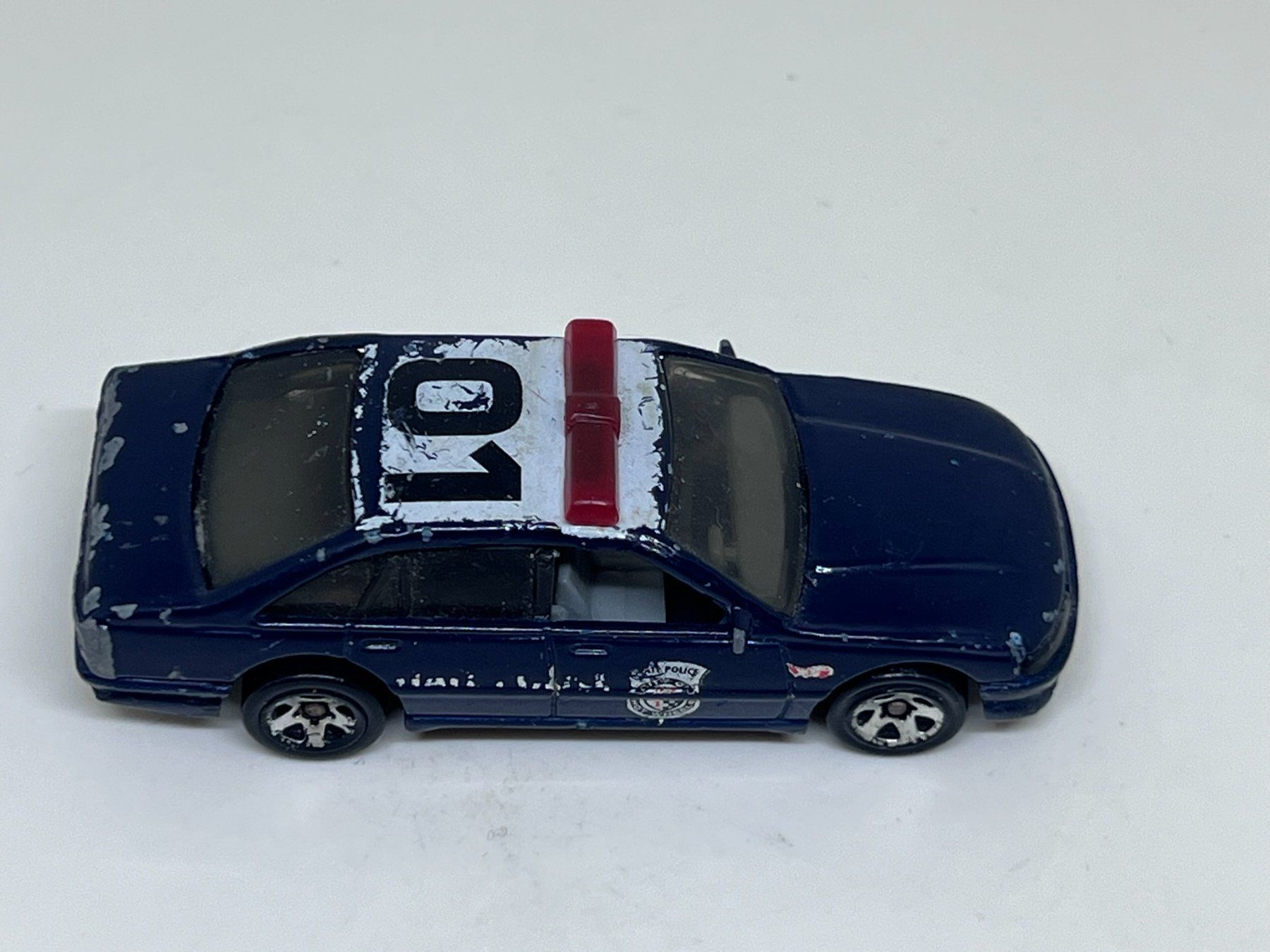 Hot Wheels Modellini d'auto: Hot Wheels Police Car #451 – Usato da Wildegg venduto da LaaBoutique 1