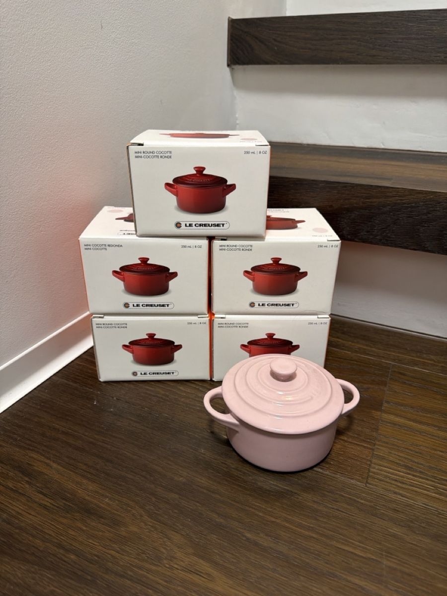 Backformen: Le Creuset Mini-Cocotte im Set – Neu und originalverpackt aus Bern von catalina33